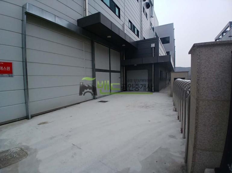 용인시 처인구 이동읍 덕성리 공장 월세 용인공장임대 건물634평 보증금 20,000/월세 1,700만원 | 10827 사진 4