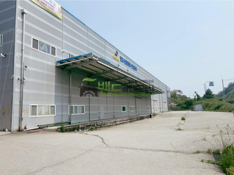 안성공장창고임대 건물 약 1236평 4차선도로앞 두동 건물 렉 설치되어있음 즉시입주