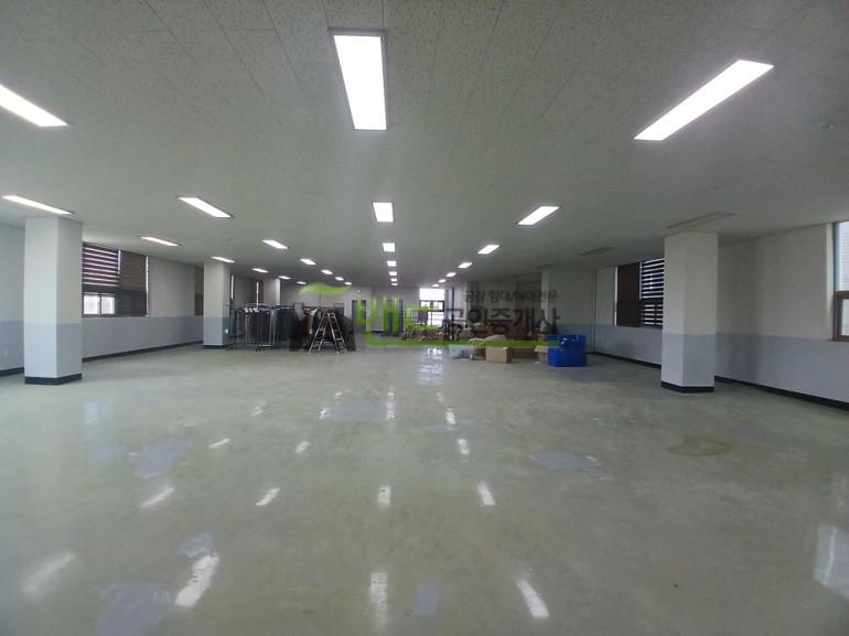 동탄공장임대 건물180평 층고3.5m 분할임대가능 동탄일반산업단지