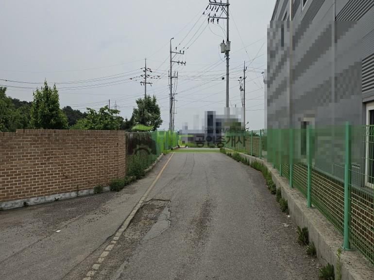 양감공장임대 대형공장 건물1162평 전력380kw 호이스톤5톤2기 단독공장