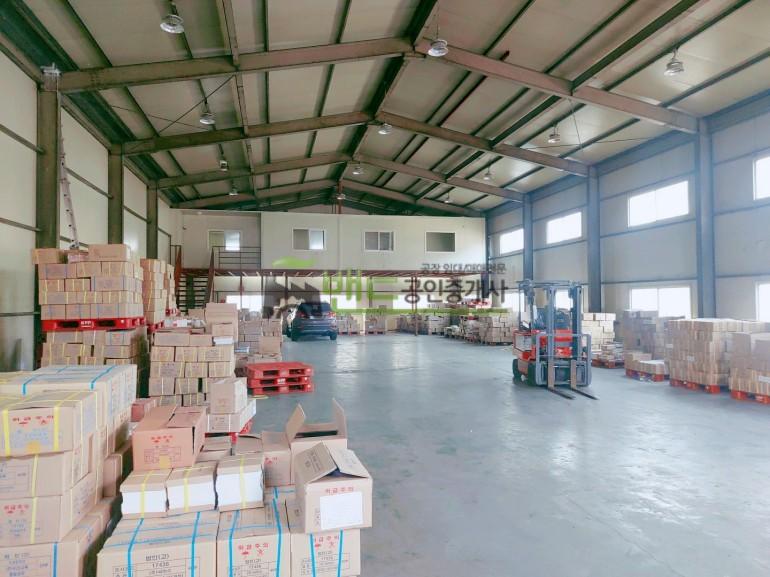 화성공장임대 광고효과 건물 약 150평 임대 대로변 위치 광고효과 있음 대형차진입 남봉담IC인근